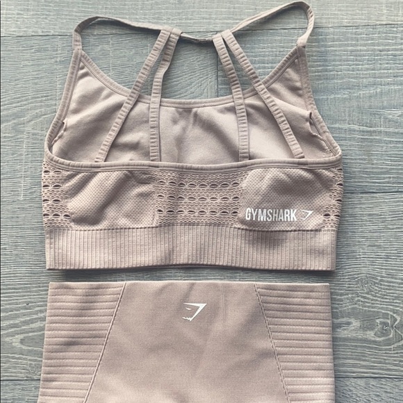 Gym shark set Sports bra And Leggings - Picture 5 of 5